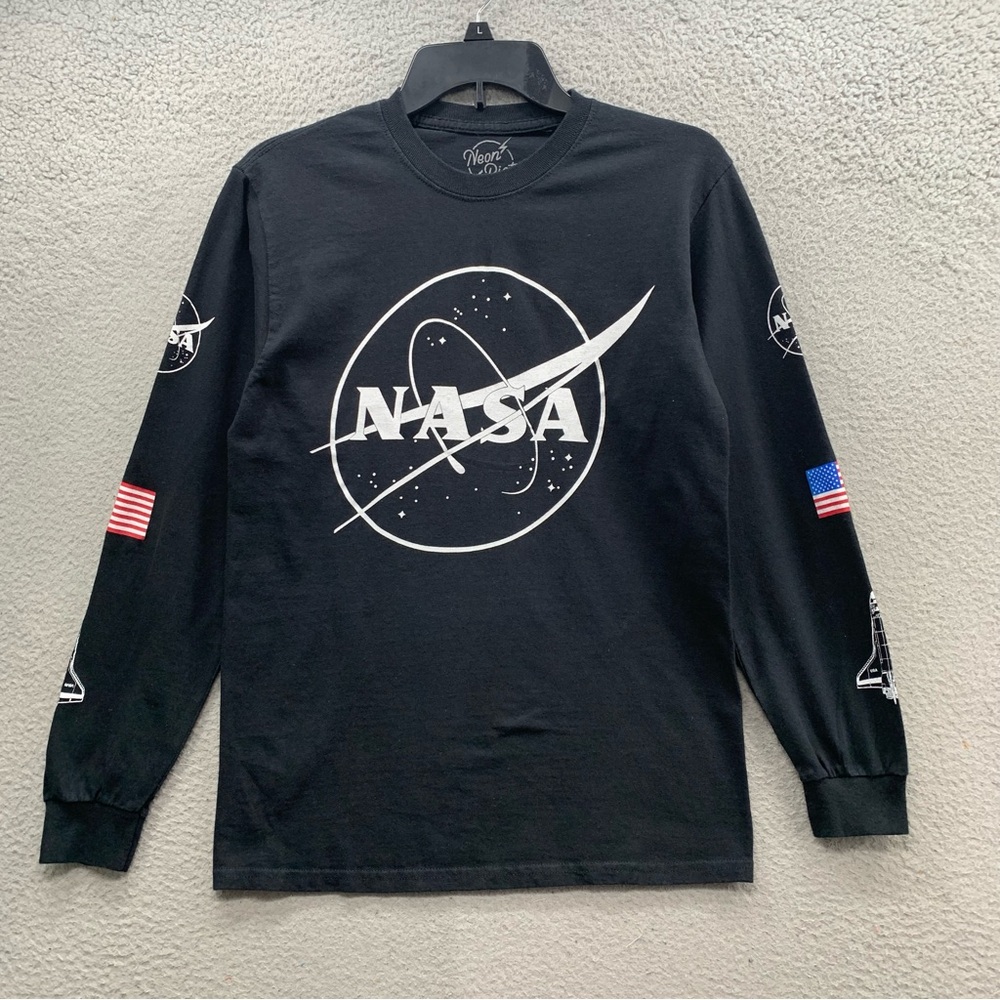 Neon Riot Men’s Size S Shirt Black NASA 1981 Graphic Rocket Flag Long Sleeve
